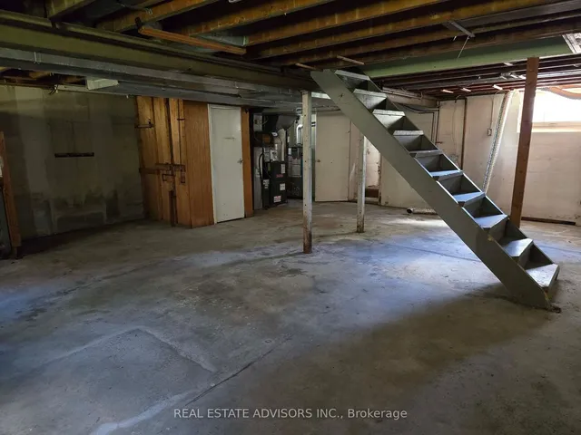 Additional image 28 of 46 Devondale Ave