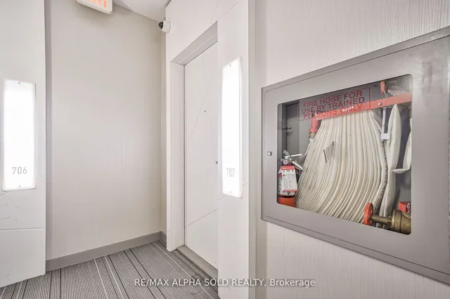 Additional image 5 of 12 York St Unit 707