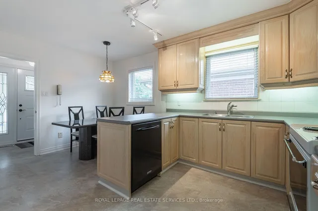 Additional image 10 of 173 Betty Ann Dr