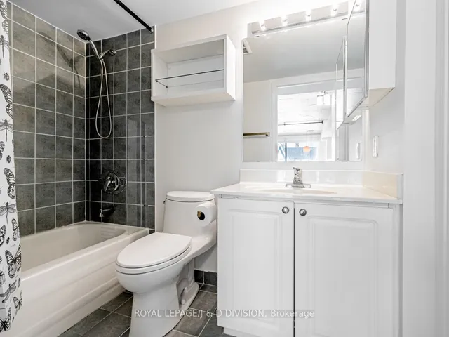 Additional image 13 of 954 King St Unit 326