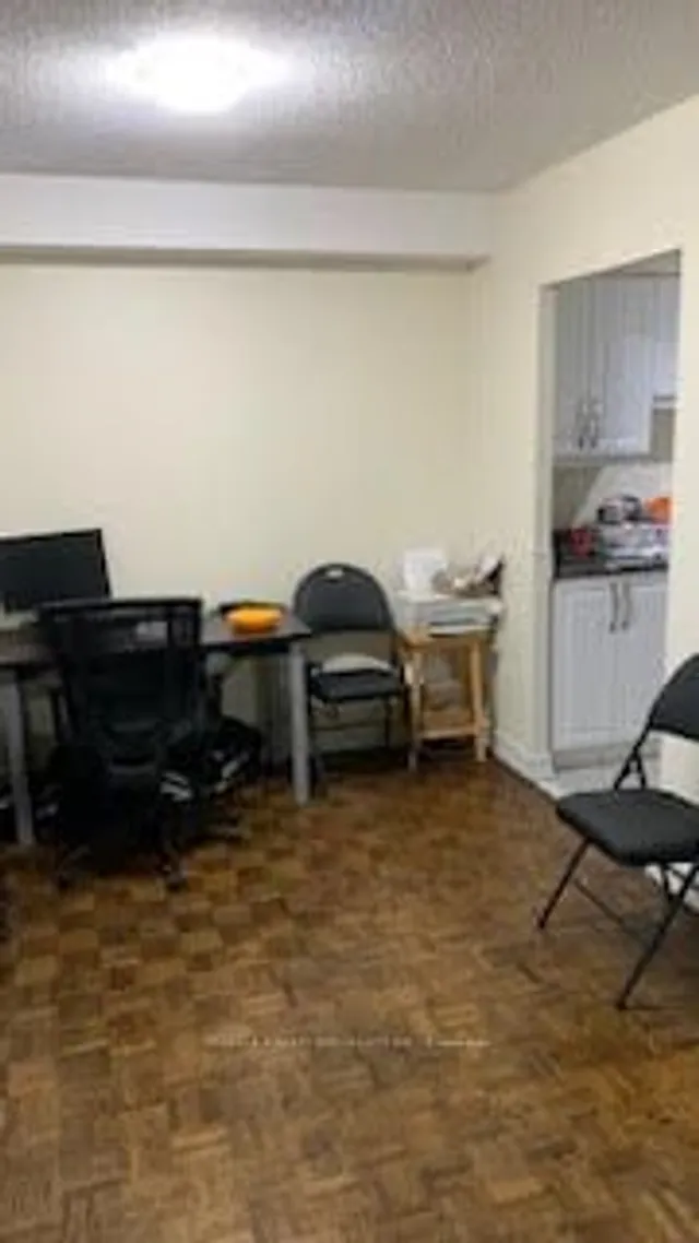 Additional image 5 of 100 Prudential Dr Unit 304