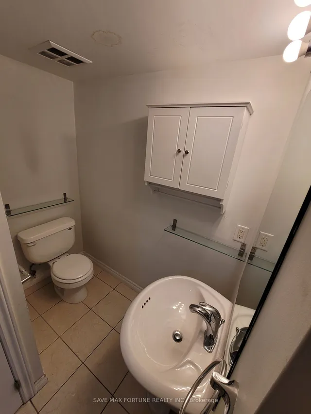 Additional image 18 of 3840 Bathurst St Unit 609