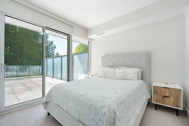 Additional image 10 of 3018 Yonge St Unit 214