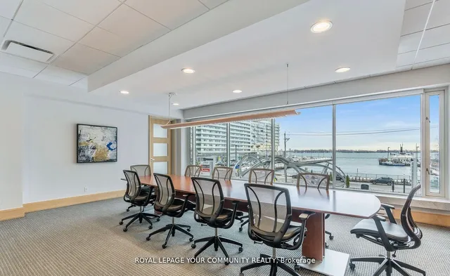 Additional image 30 of 10 Queens Quay Unit 2402