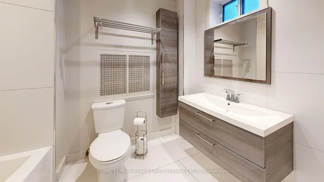 Additional image 18 of 478 Glenlake Ave