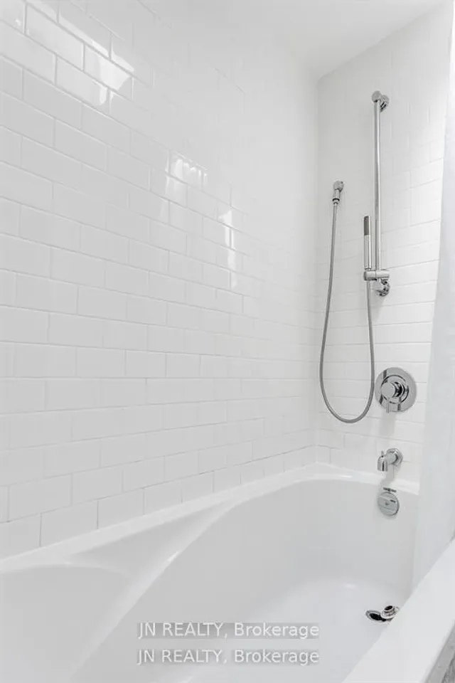 Additional image 25 of 308 Harbord St