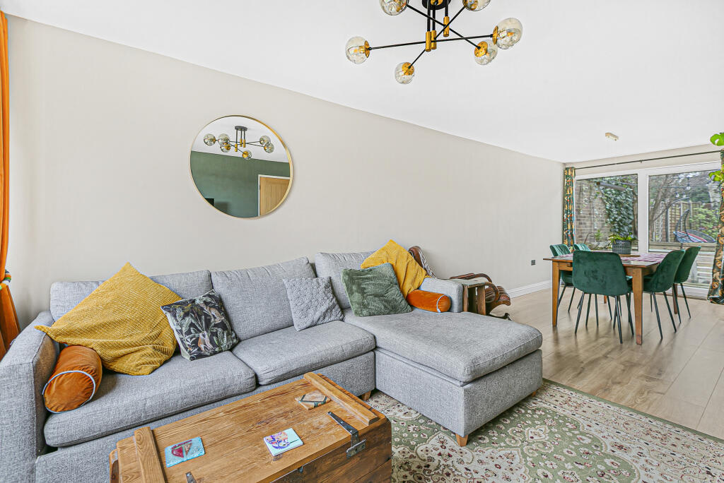 Additional image 19 of Watling View, St. Albans, Hertfordshire, AL1