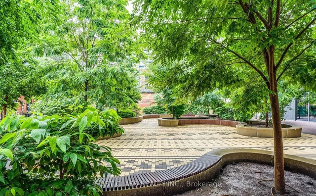 Additional image 3 of 525 Adelaide St Unit 1022