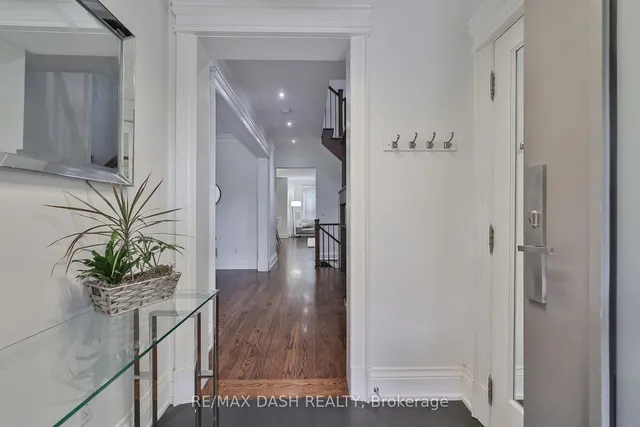 Additional image 5 of 550 Deloraine Ave