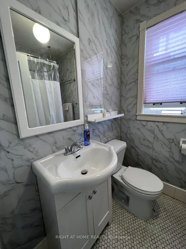 Additional image 10 of 280 Woburn Ave