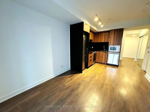 Additional image 5 of 501 Yonge St Unit 2013