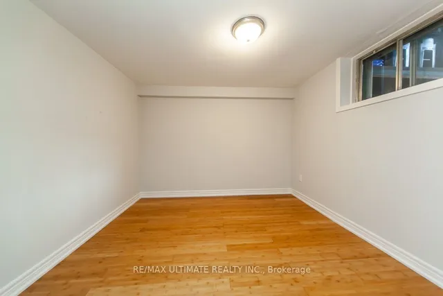 Additional image 18 of 421 Grace St