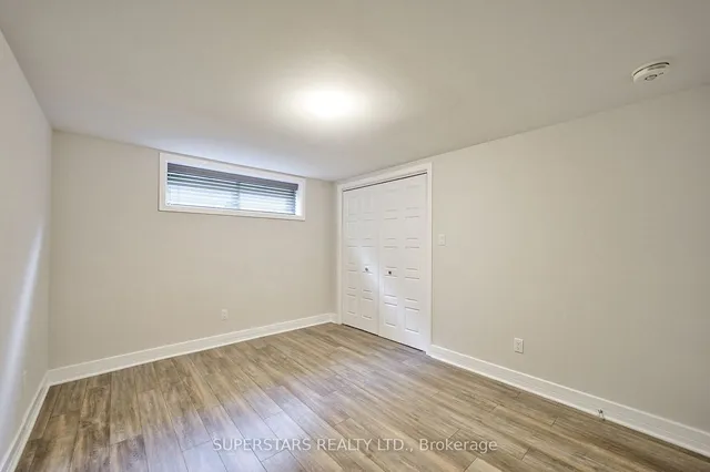 Additional image 35 of 30 Samya Crt