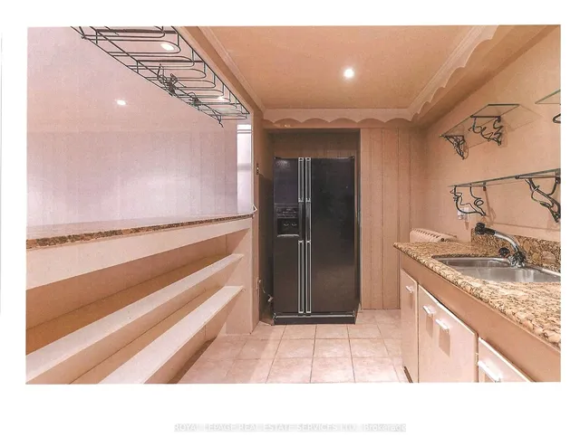 Additional image 17 of 2 Stinson Circ