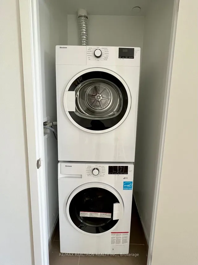 Additional image 23 of 1787 St Clair Ave Unit 604