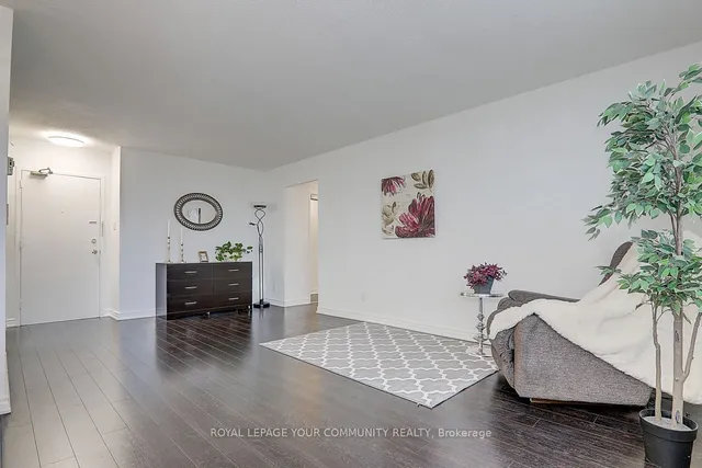 Additional image 5 of 2550 Pharmacy Ave Unit 405