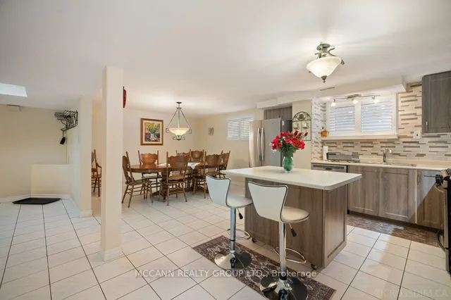 Additional image 27 of 403 Melrose Ave