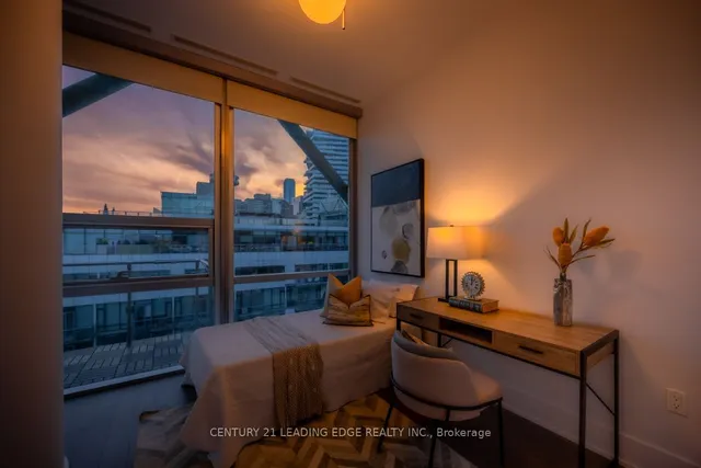 Additional image 33 of 39 QUEENS Quay Unit 1211