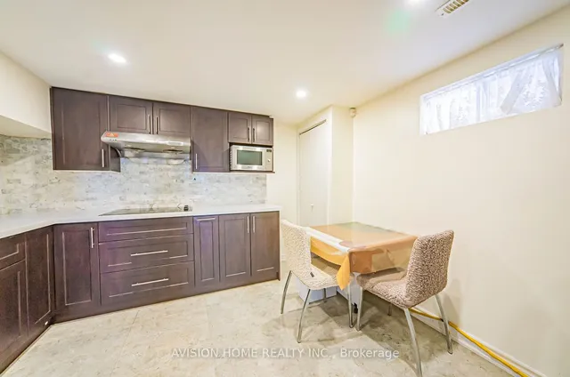 Additional image 21 of 48 Kenhatch Blvd