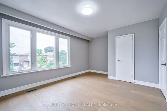 Additional image 28 of 3 Moira Ave