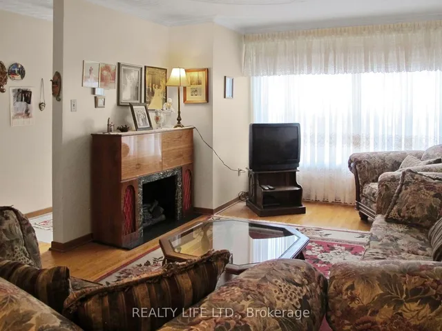 Additional image 6 of 61 Cameron Ave