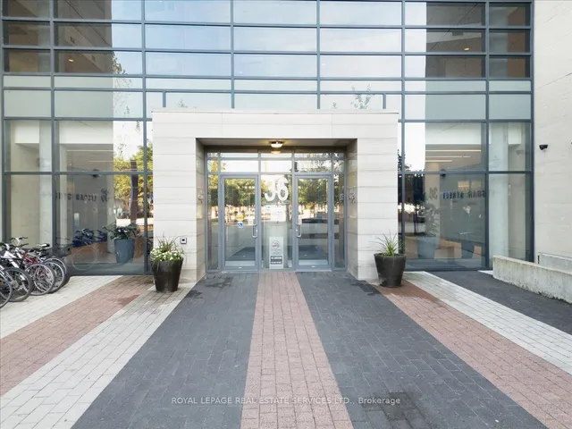 Additional image 3 of 36 Lisgar St Unit 2017 W