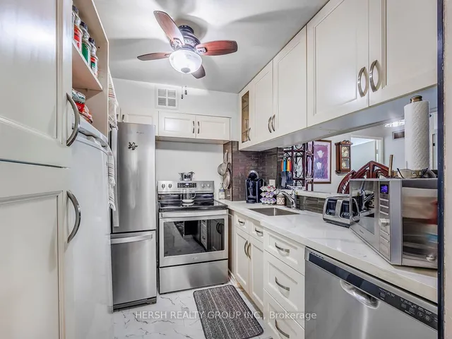 Additional image 9 of 3050 Ellesmere Rd Unit 922