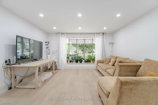 Additional image 5 of 50 Bruce Farm Dr