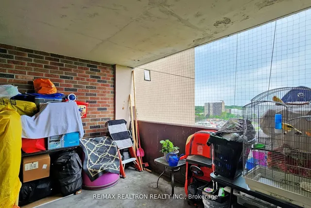 Additional image 35 of 3380 Eglinton Ave Unit 1411