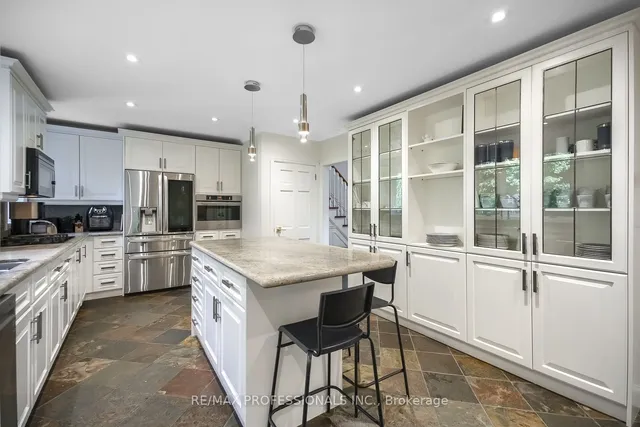 Additional image 8 of 8 Edgevalley Dr