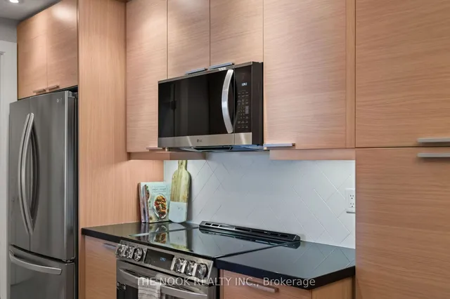 Additional image 16 of 660 Sheppard Ave Unit 507B