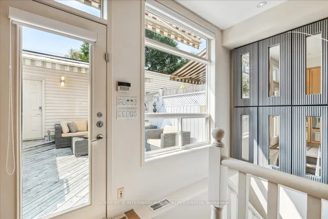 Additional image 14 of 218 River St