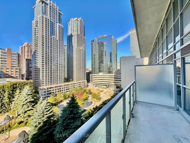 Additional image 17 of 386 Yonge St Unit 720