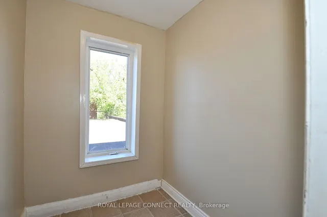 Additional image 11 of 199 Islington Ave