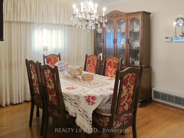 Additional image 9 of 61 Cameron Ave