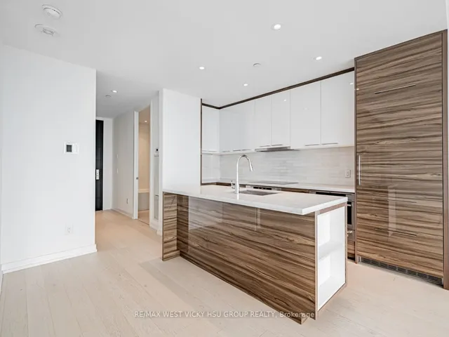 Additional image 11 of 488 University Ave Unit 5302