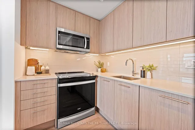 Additional image 16 of 286 Main St Unit 516