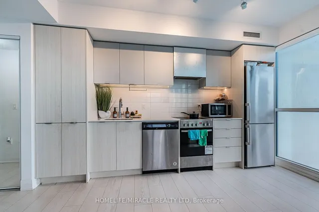 Additional image 10 of 30 Gibbs Rd Unit 1702