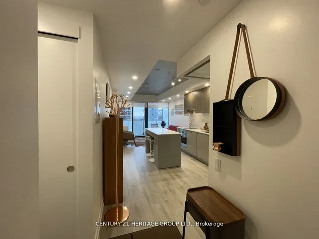 Additional image 4 of 161 Roehampton Ave Unit 3111