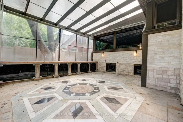 Additional image 32 of 300 Hendon Ave