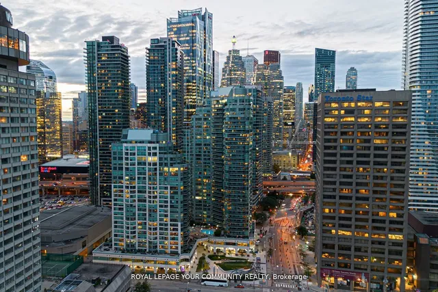 Additional image 26 of 10 Queens Quay Unit 2402