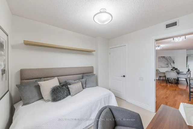 Additional image 20 of 2 Alexandra Blvd Unit 207