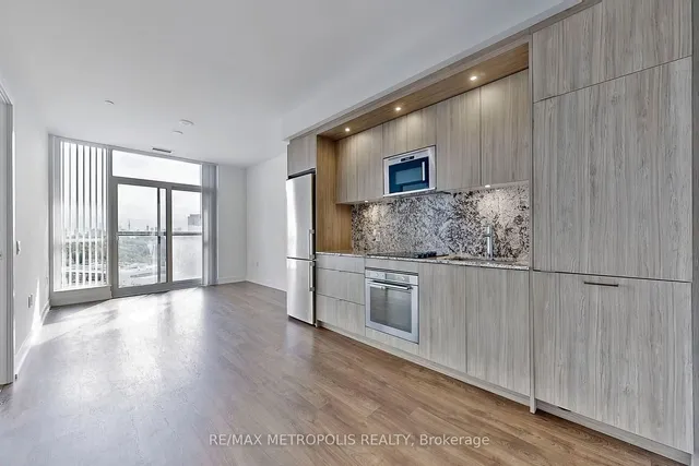 Additional image 6 of 20 Inn On The Park Dr Unit 638