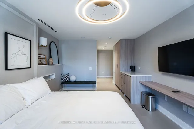 Additional image 28 of 1 Strathgowan Ave Unit 801