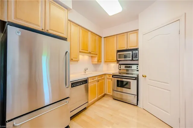 Additional image 9 of 1 Lomond Dr Unit 705