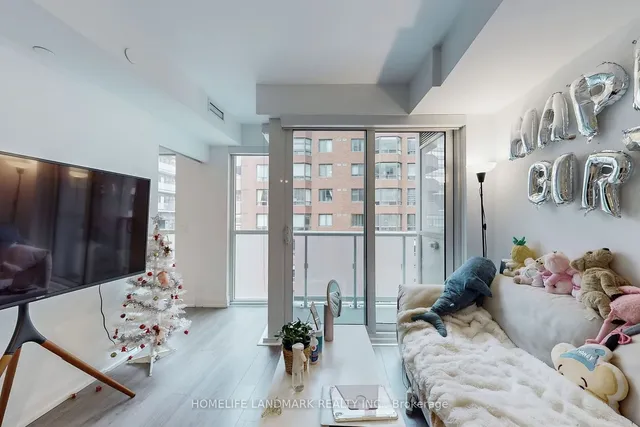 Additional image 10 of 77 Mutual St Unit 810