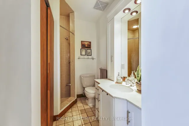 Additional image 18 of 1 St Johns Rd Unit 504