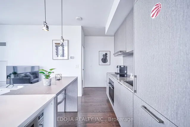 Additional image 15 of 100 Harbour St Unit 6004