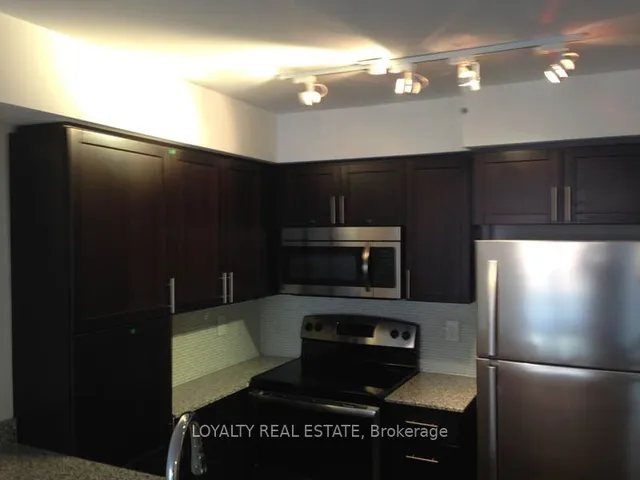 Additional image 20 of 830 Lawrence Ave Unit 733