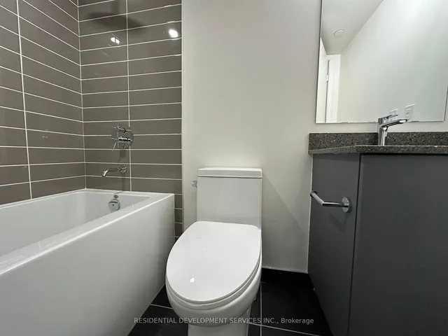 Additional image 8 of 500 Wilson Ave Unit 626